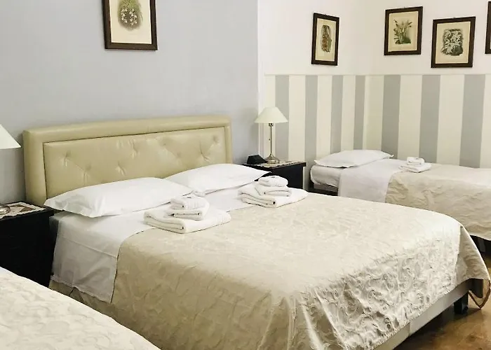 Al Teatro Гостевой дом Верона