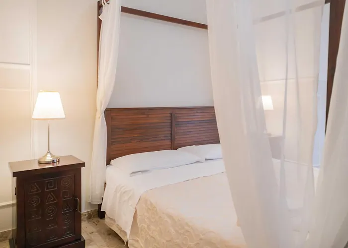 Al Teatro Гостевой дом