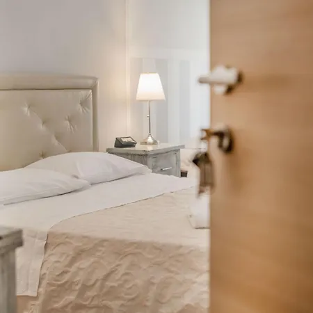 Pensionat Al Teatro 3*